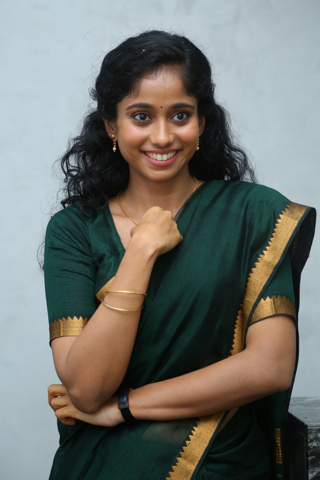 Krisha Kurup Stunning Movie Actress Photos Gallery