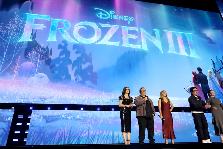 Kristen Bell Steals the Spotlight at Hollywood's Biggest Star Events