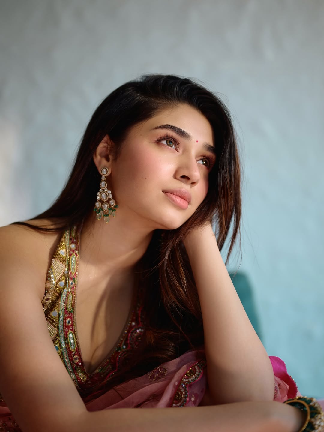 Krithi Shetty's Stunning Pink & Gold Glamour