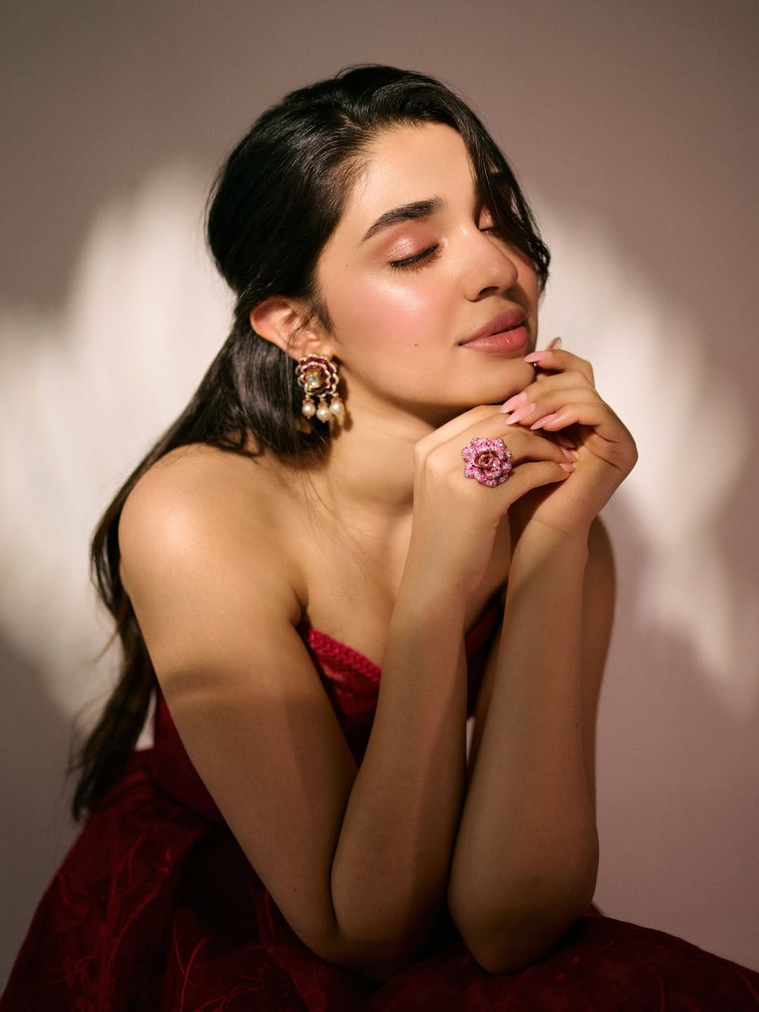 Krithi Shetty's Stunning Photoshoot Looks Steal the Spotlight!