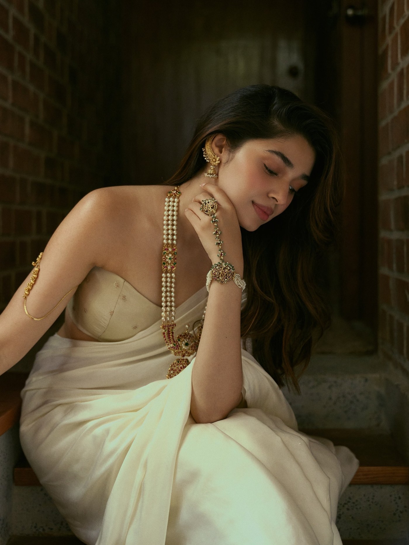 Krithi Shetty Masters the Art of Ethnic Chic in Cream and Gold