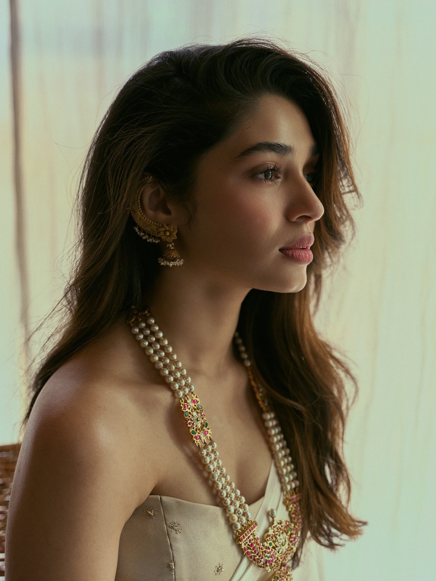 Krithi Shetty Masters the Art of Ethnic Chic in Cream and Gold
