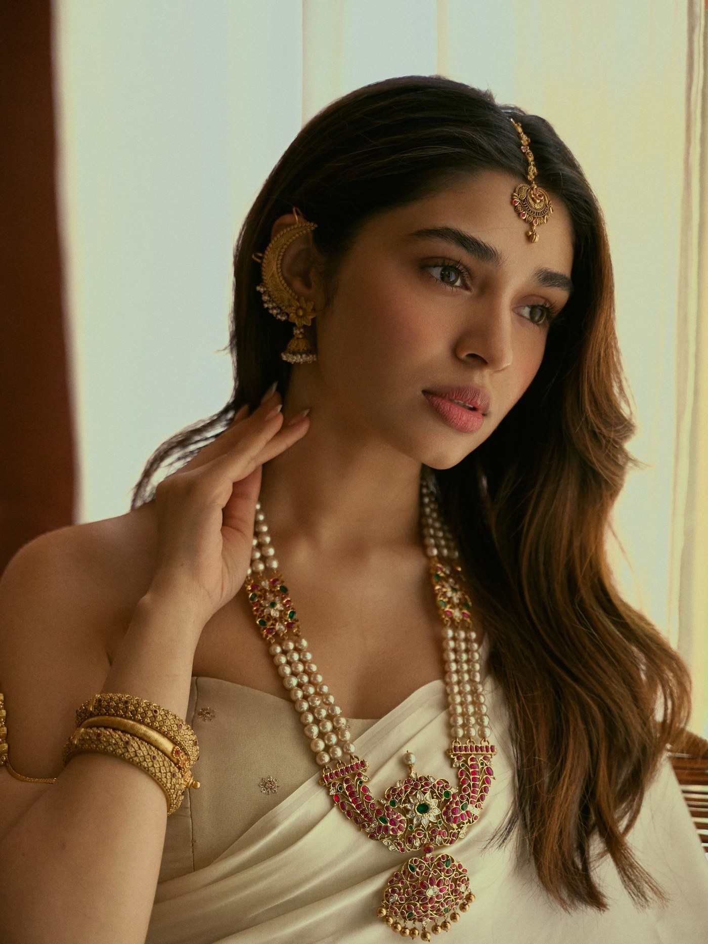 Krithi Shetty Masters the Art of Ethnic Chic in Cream and Gold
