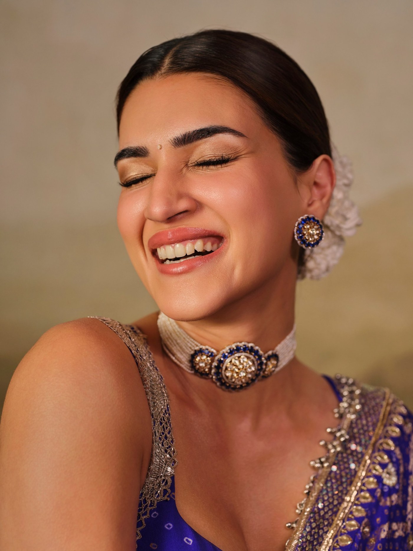 Manish Malhotra Bandhani Saree Sets the Tone for Festive Season