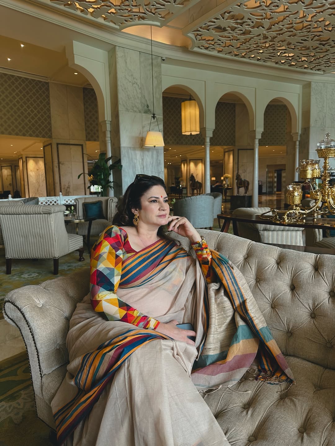Kunickaa Sadanand Stuns in Effortlessly Chic Festive Glamour