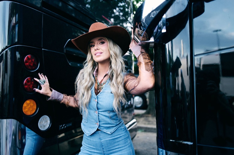 Lainey Wilson Steals the Show at Major Industry Events!