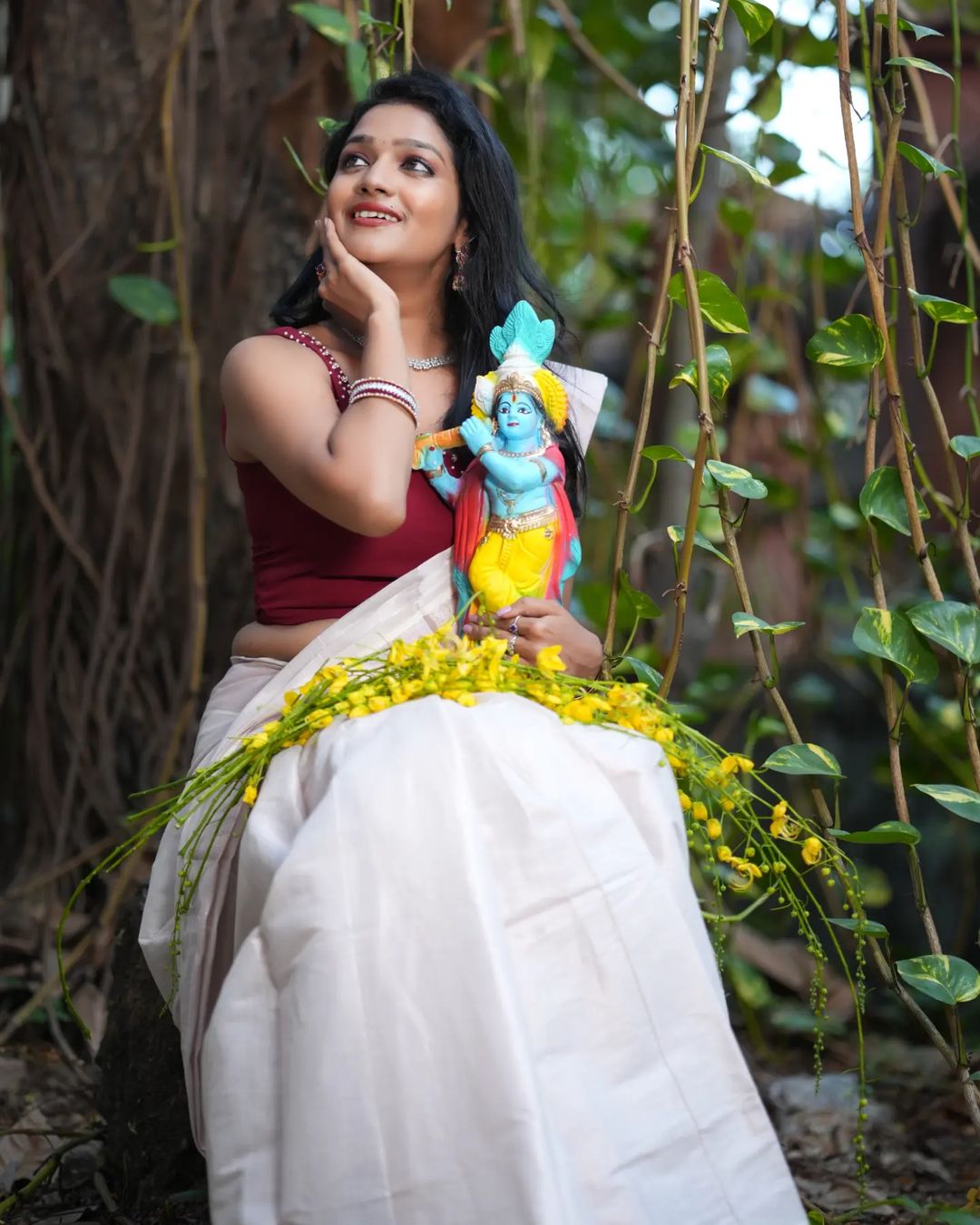 Lavanya Manickam Latest Photos and Stunning Looks