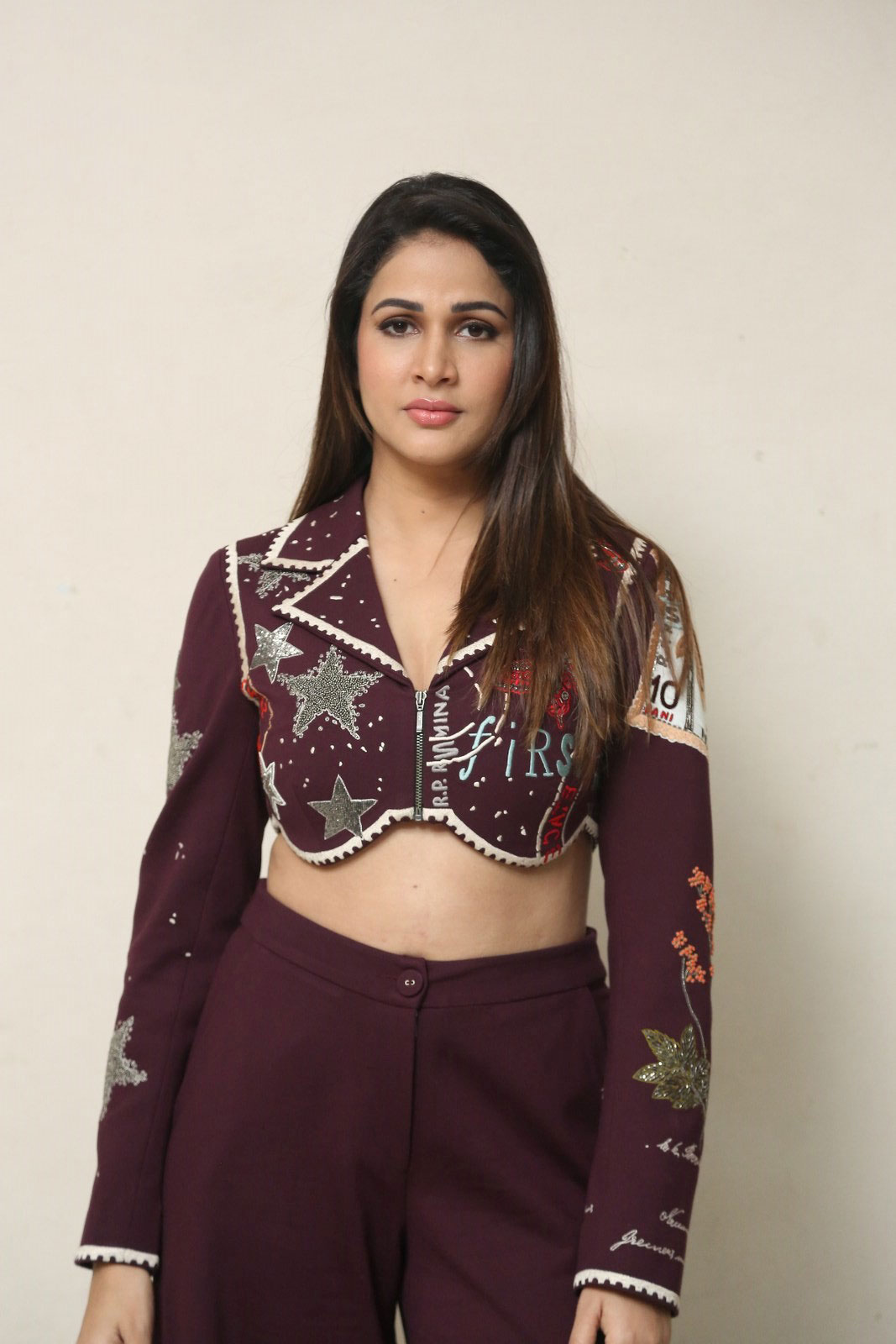 Lavanya Tripathi Puli Meka Web Series Stunning Photos