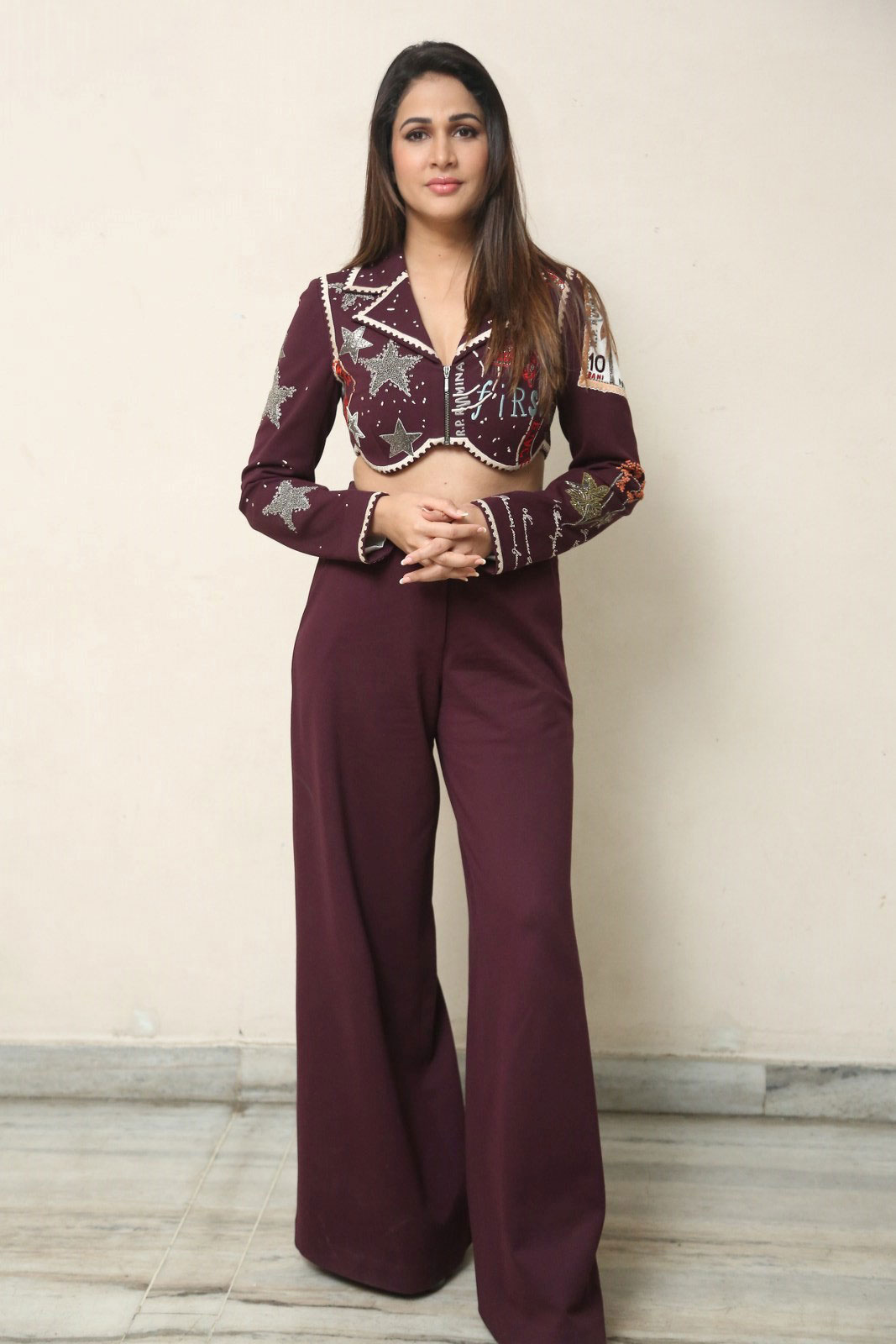 Lavanya Tripathi Puli Meka Web Series Stunning Photos