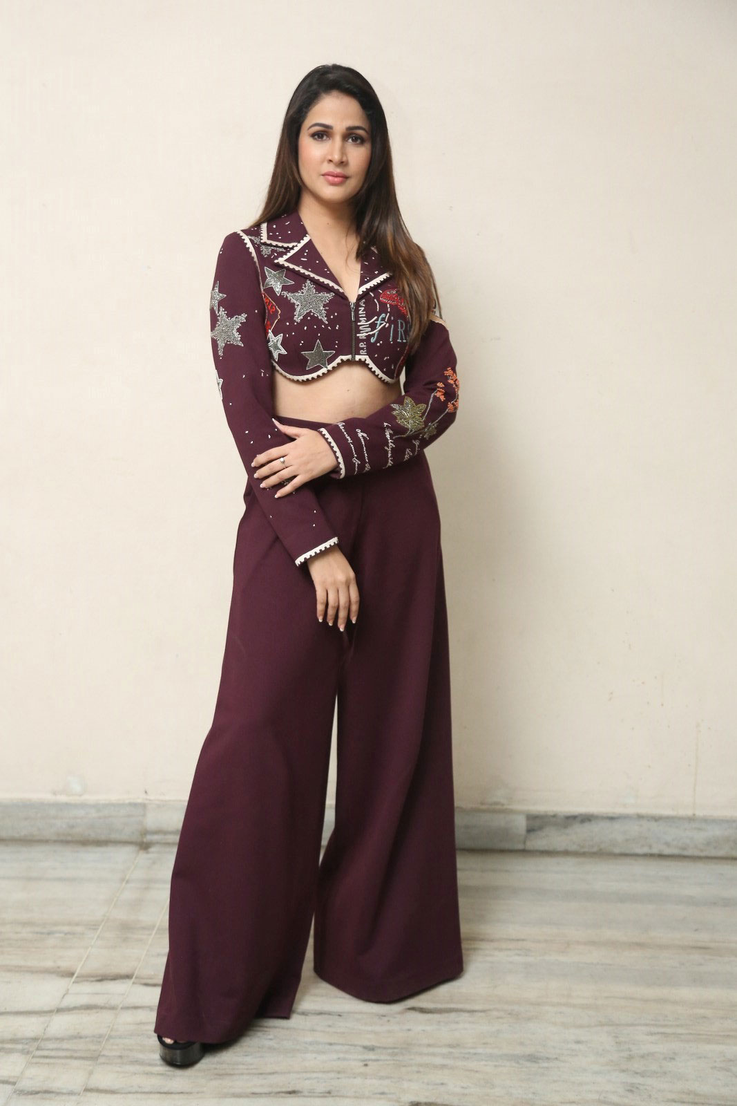 Lavanya Tripathi Puli Meka Web Series Stunning Photos