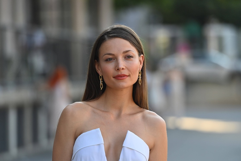 Red Carpet Royalty! Lena Meckel Steals the Show at Munich Film Festival