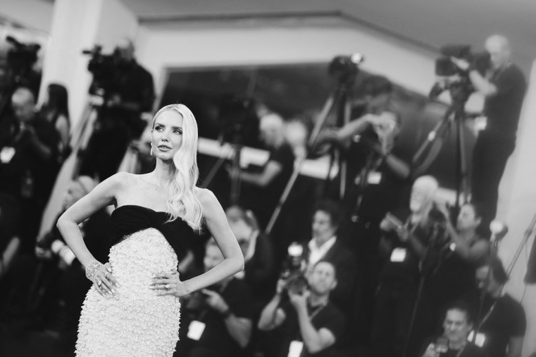 Leonie Hanne Steals the Spotlight at the Venice Film Festival