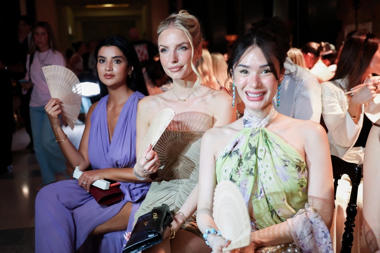Leonie Hanne Steals the Spotlight at Paris Fashion Week