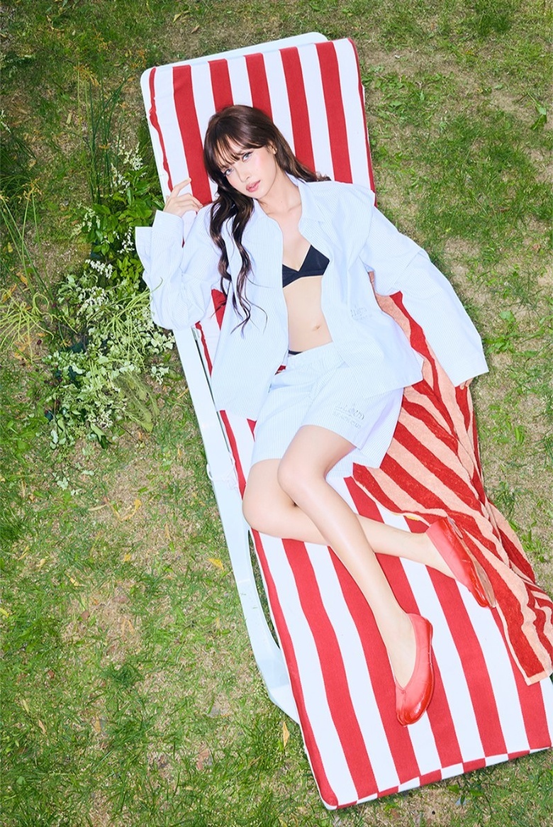 Lisa Of Blackpink's Beachside Glow Steals the Spotlight at Luxury Event