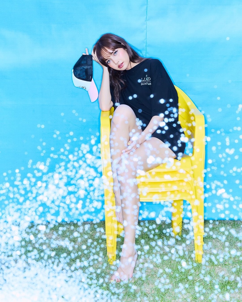 Lisa Of Blackpink's Beachside Glow Steals the Spotlight at Luxury Event