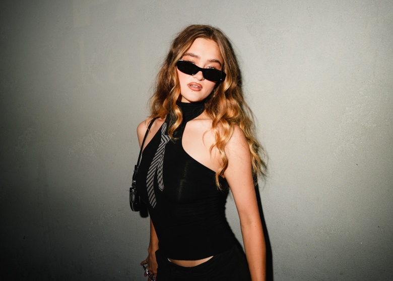 Lizzy Greene Steals the Spotlight at a Stellar Hollywood Event!