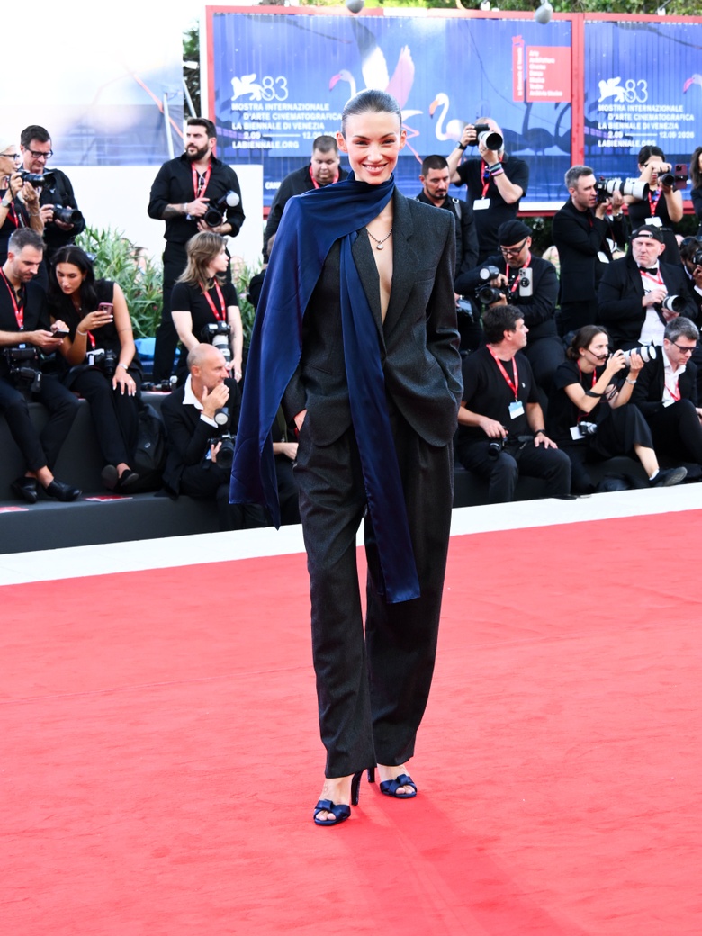 Lorena Rae Steals the Spotlight at Venice Film Festival