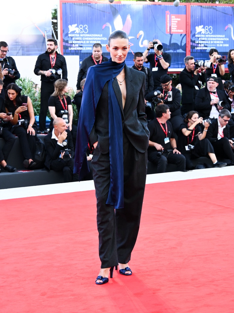 Lorena Rae Steals the Spotlight at Venice Film Festival