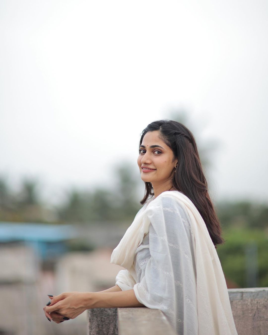 Losliya Mariyanesan Latest Glamour Photos and Looks