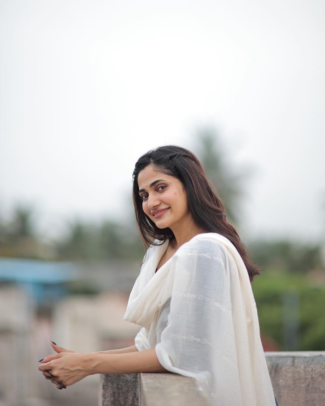 Losliya Mariyanesan Latest Glamour Photos and Looks