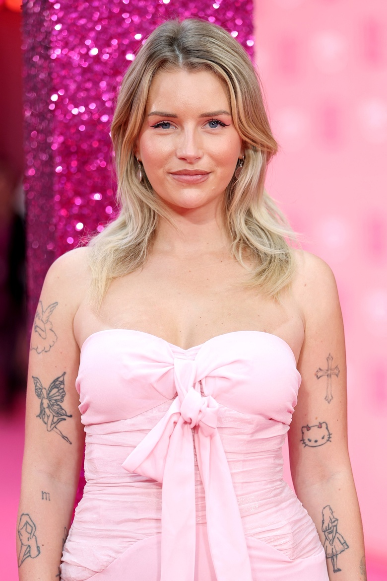 Lottie Moss Steals the Spotlight at Chic London Event Lookbook!