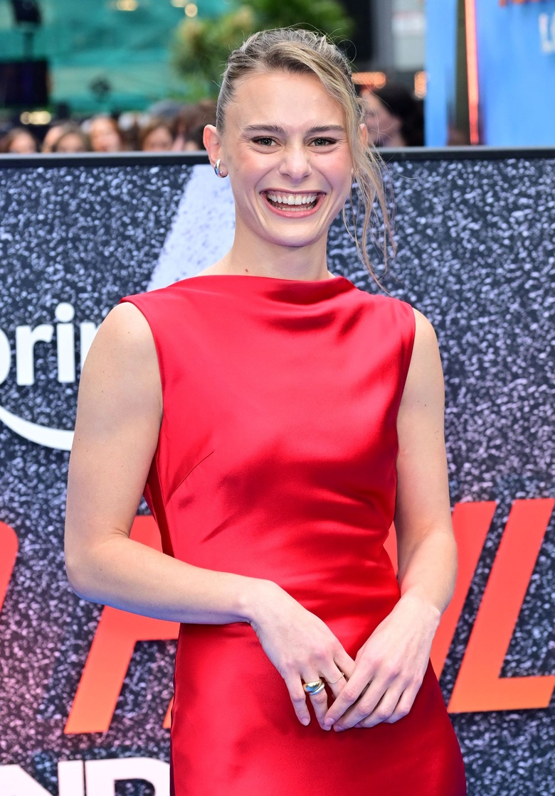 Louisa Binder's Stunning Red Carpet Entrance Captures Attention