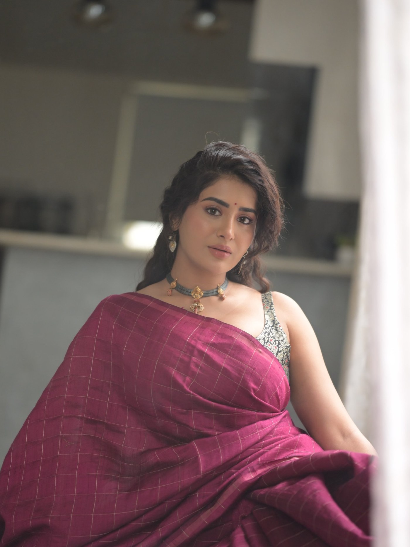 Rashi Singh’s Festive Charm: Mastering Effortless Ethnic Elegance!