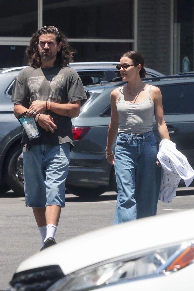 Lucy Hale's Effortless Chic: A Day of LA Glamour!