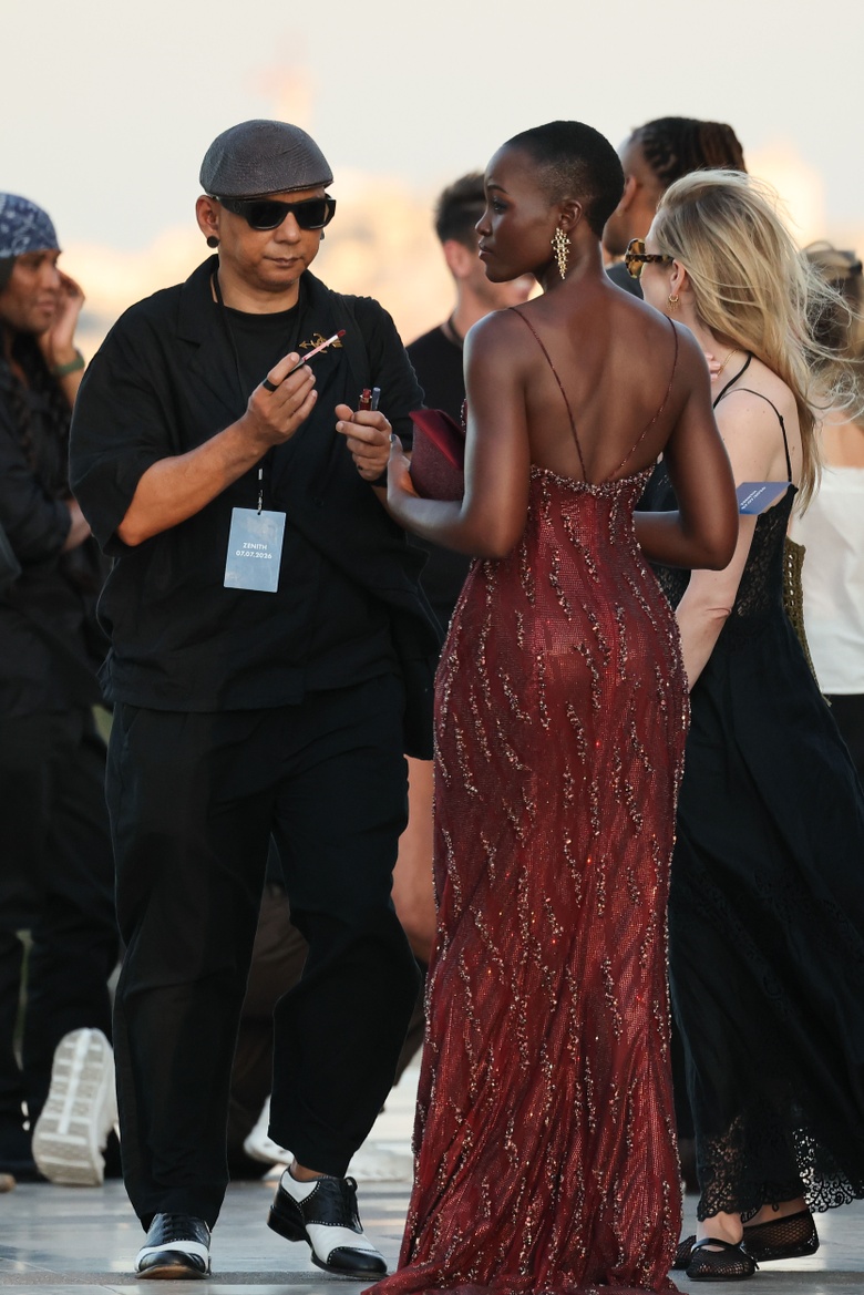 Lupita Nyongo Radiates Elegance at Christopher Nolan’s Epic Paris Event