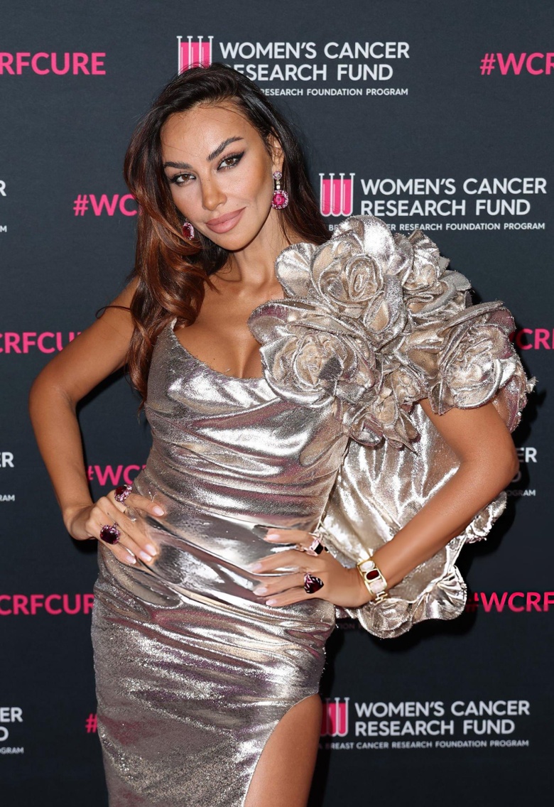 Madalina Ghenea Steals the Spotlight at Glamorous Gala Event