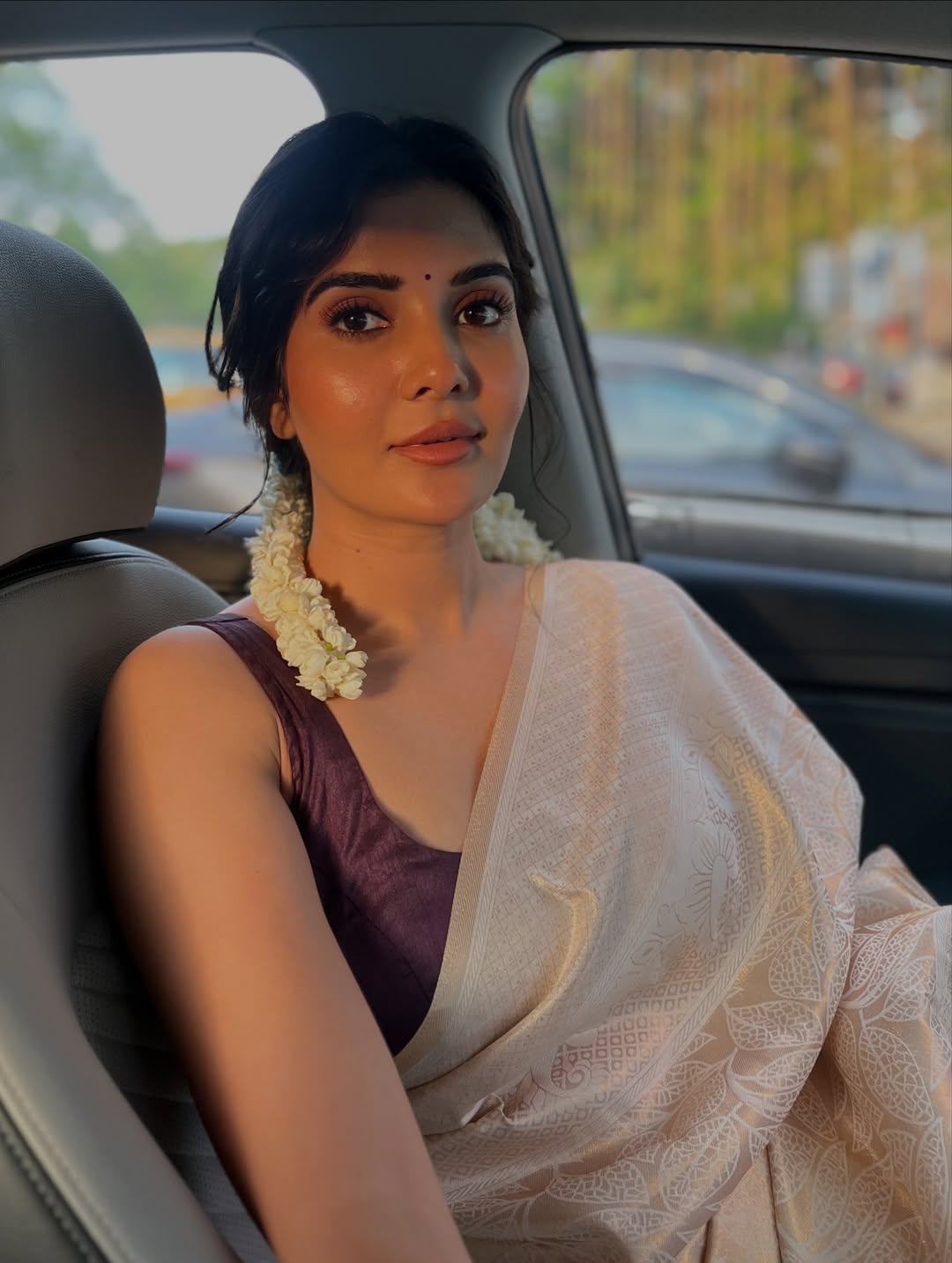 Madhuri Jain's Soft & Serene Moments