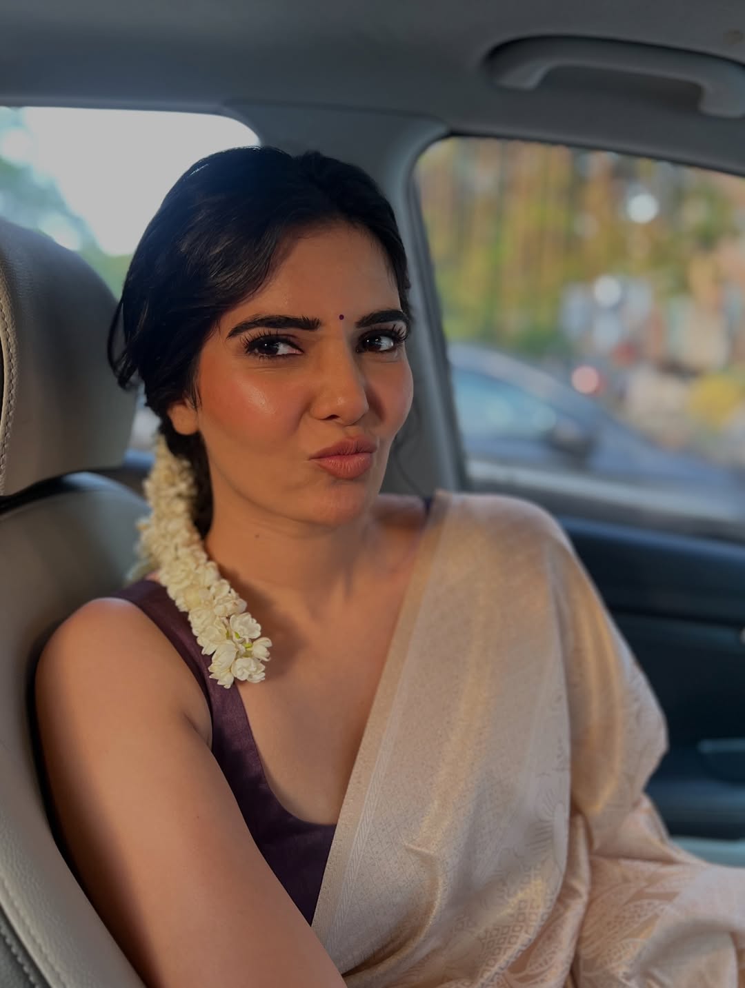 Madhuri Jain's Soft & Serene Moments