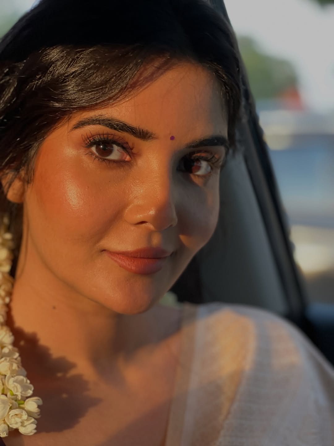 Madhuri Jain's Soft & Serene Moments