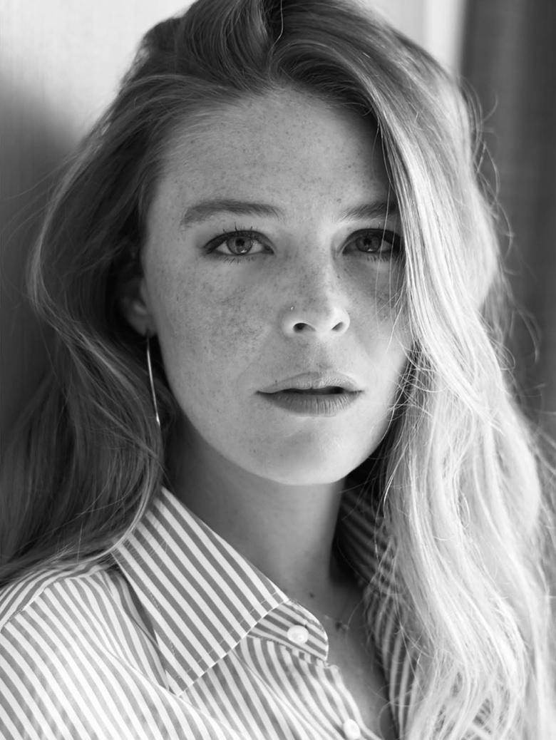 Maggie Rogers Brings Radiant Energy at Wimbledon Tennis Championships