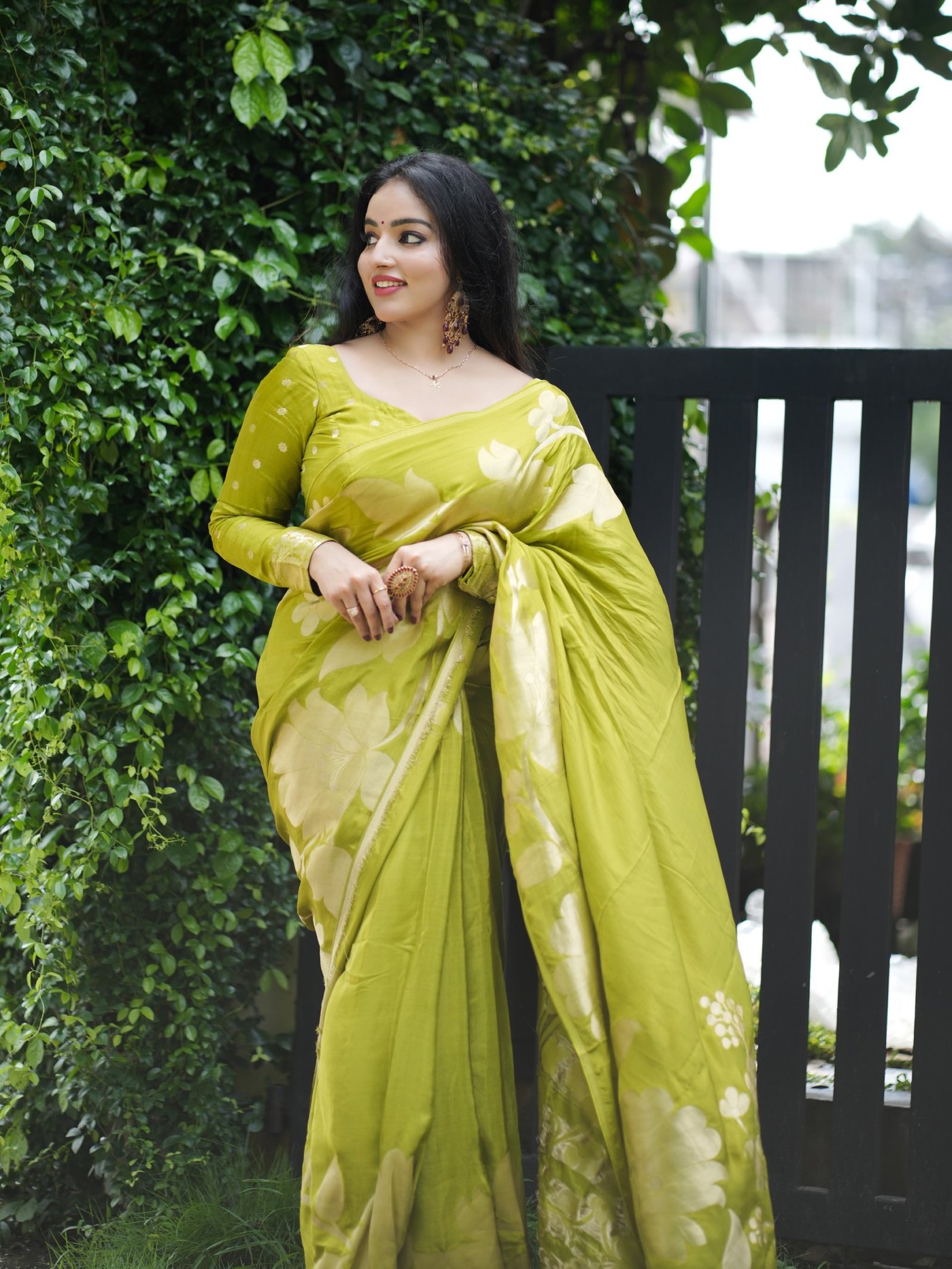 Malavika Menon's Lime Green Silk Saree Look is a Masterclass in Festive Elegance