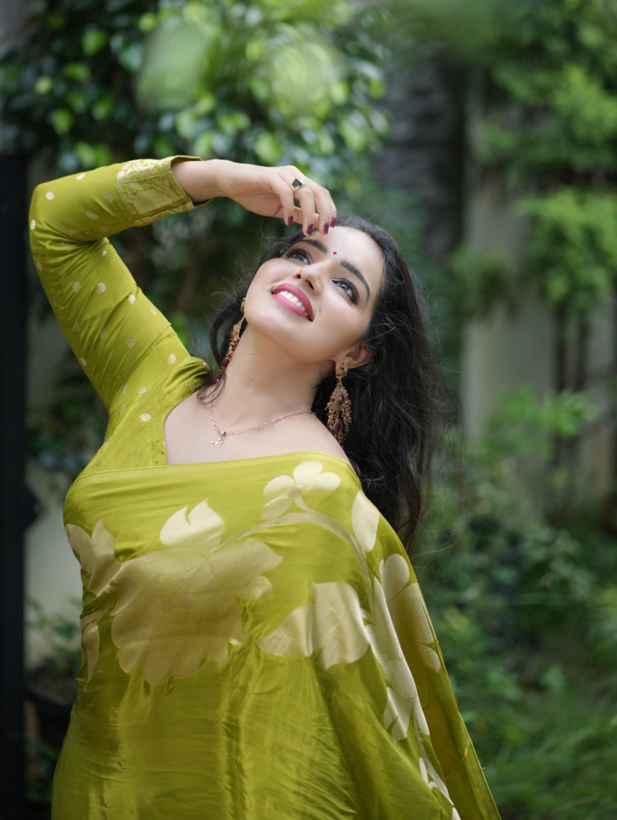 Malavika Menon's Lime Green Silk Saree Look is a Masterclass in Festive Elegance
