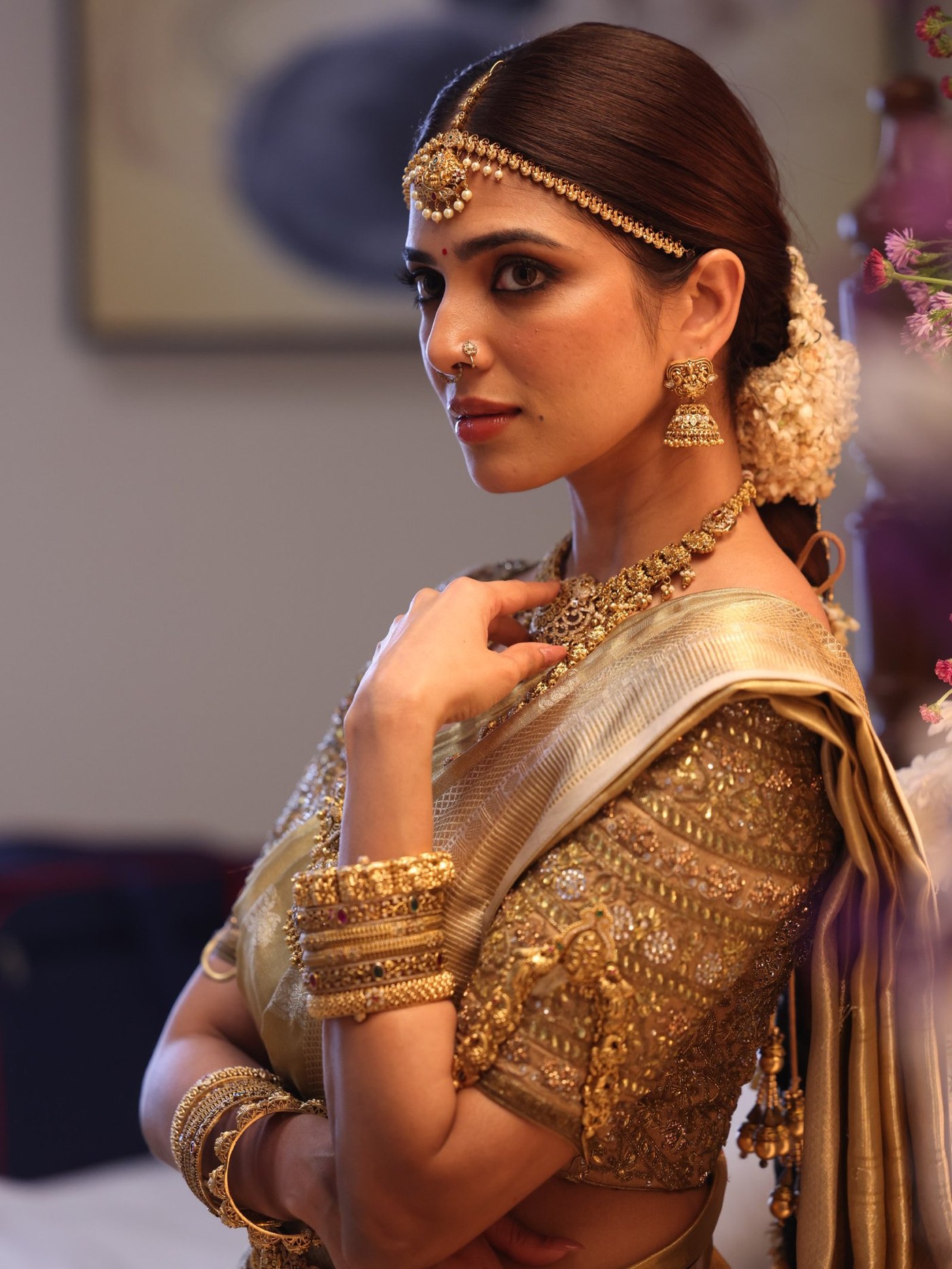 Malavika Mohanan Glows in Traditional Tamil Bridal Elegance