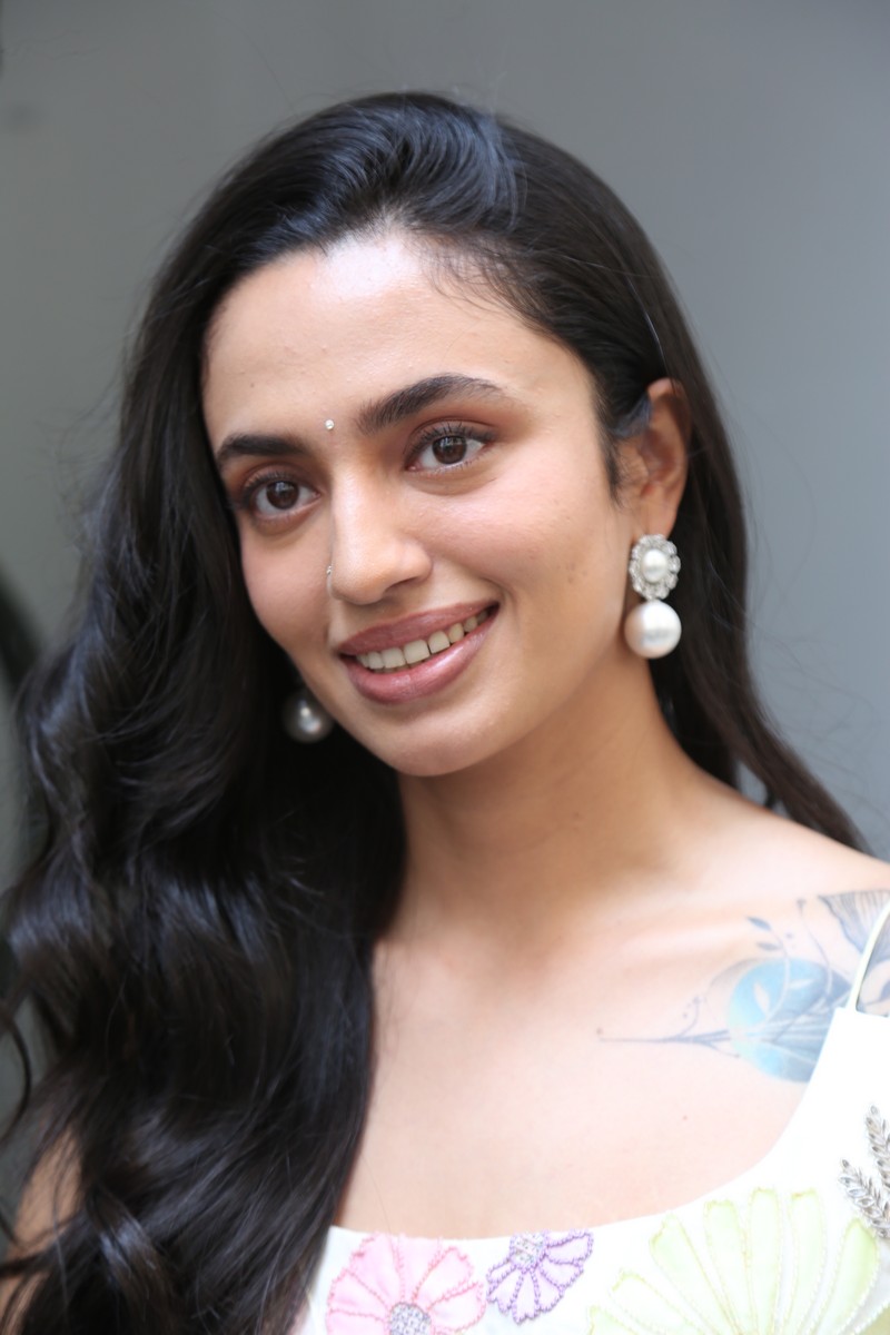 Malvika Nair Latest Bollywood Photos and Stunning Event Looks