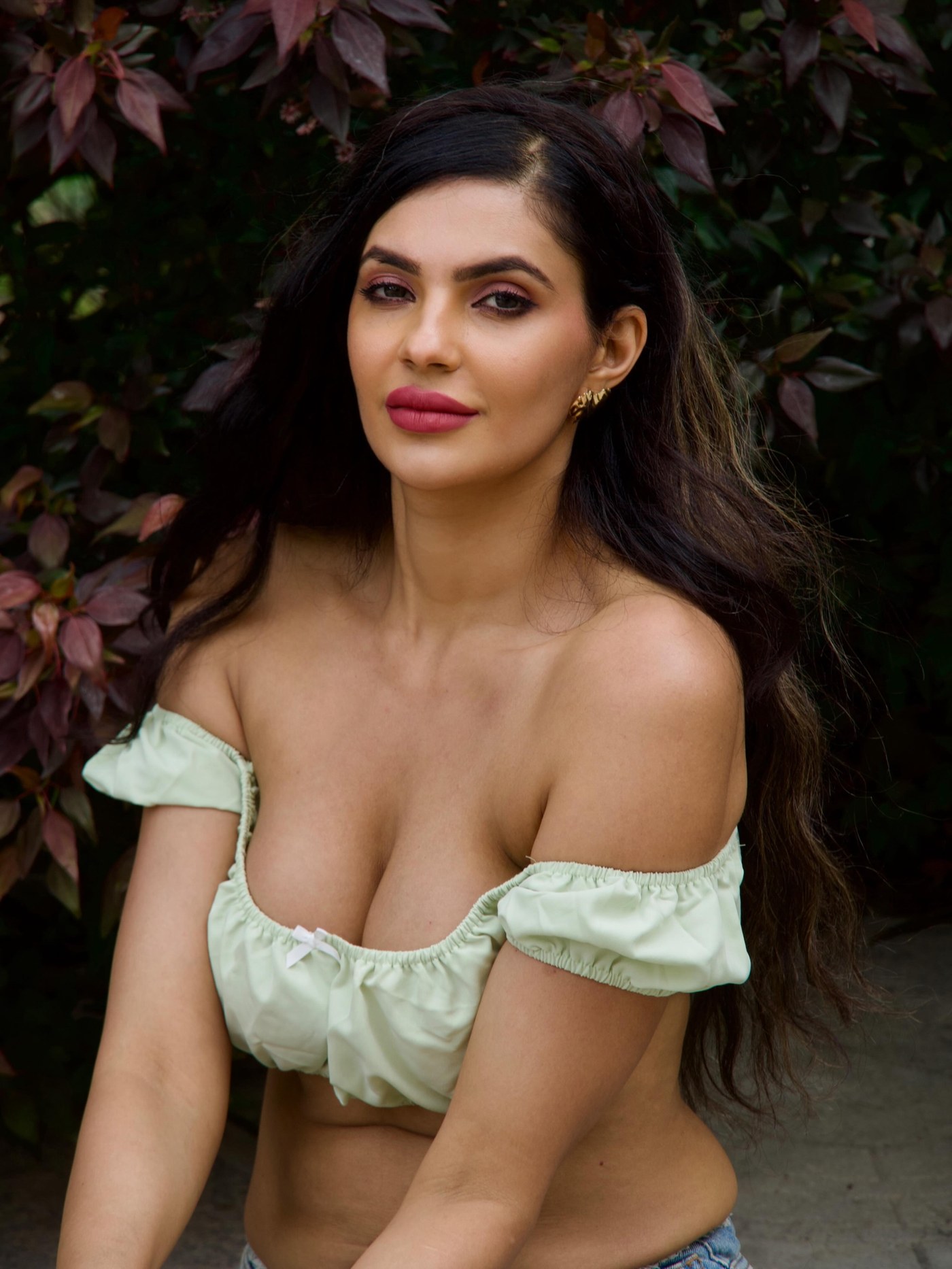 Manmeet Kaur Virk Steals the Spotlight in Chic Pastel Green Ensemble