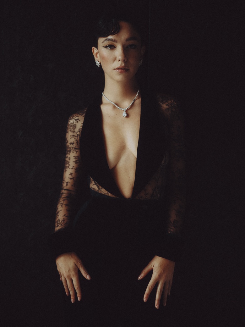 Matilda De Angelis Captures the Venetian Spotlight in Elegant Ensemble