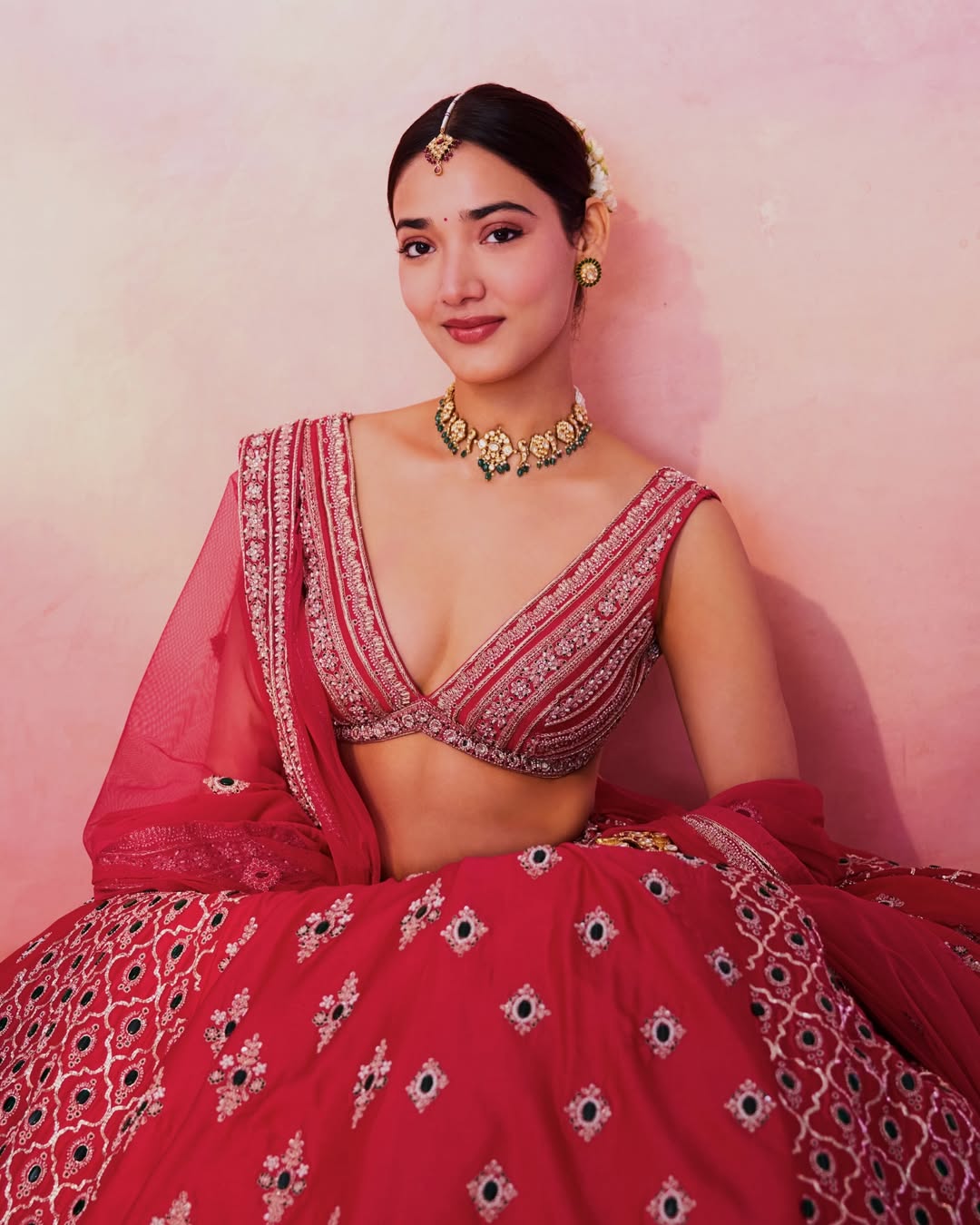 Medha Shankr's Stunning Red Lehenga Looks