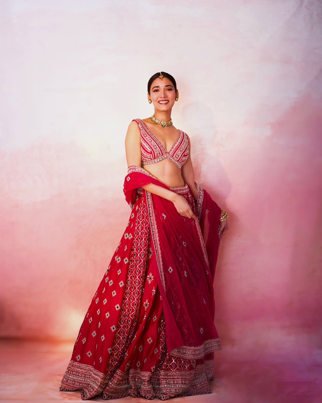 Medha Shankr's Stunning Red Lehenga Looks