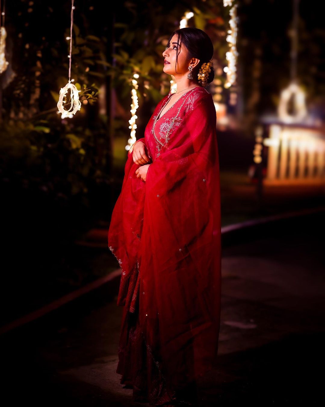 Meera Jasmine Latest Photos Stunning Looks and Glamour
