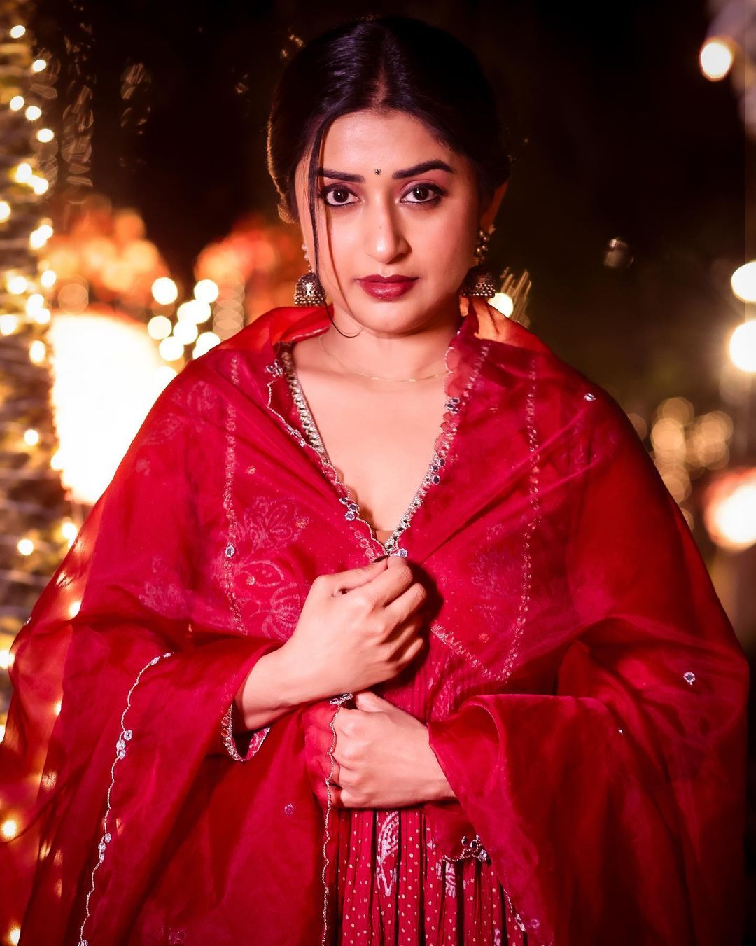 Meera Jasmine Latest Photos Stunning Looks and Glamour