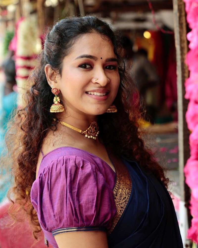 Meesha Ghoshal's Chic Street Style Collection