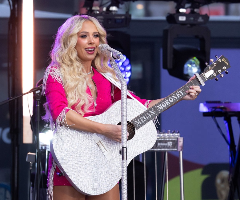 Megan Moroney Shines Brightly on the NBC Today Show!