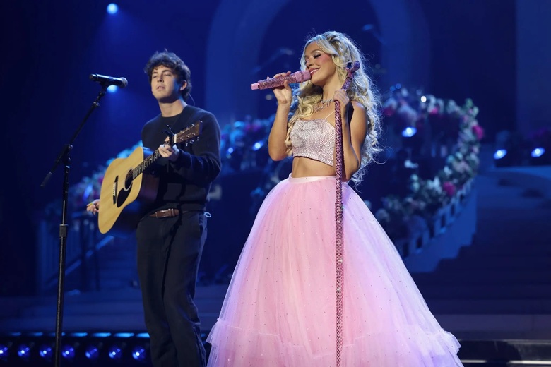 Megan Moroney Shines on the Red Carpet at the CMA Awards