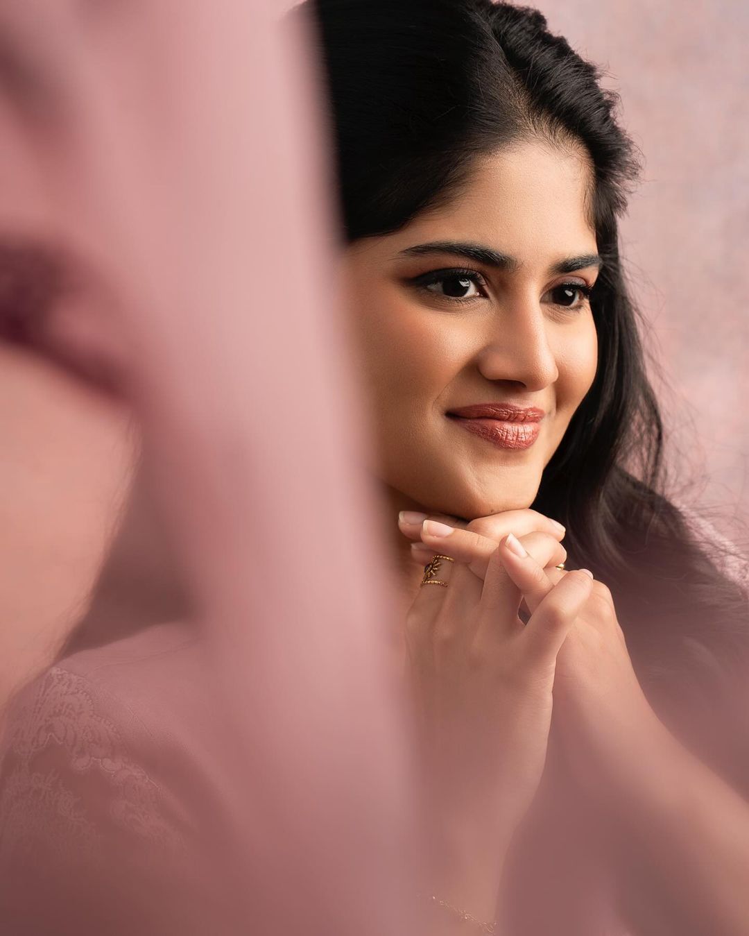 Megha Akash Latest Stunning Photos and Fashion Looks
