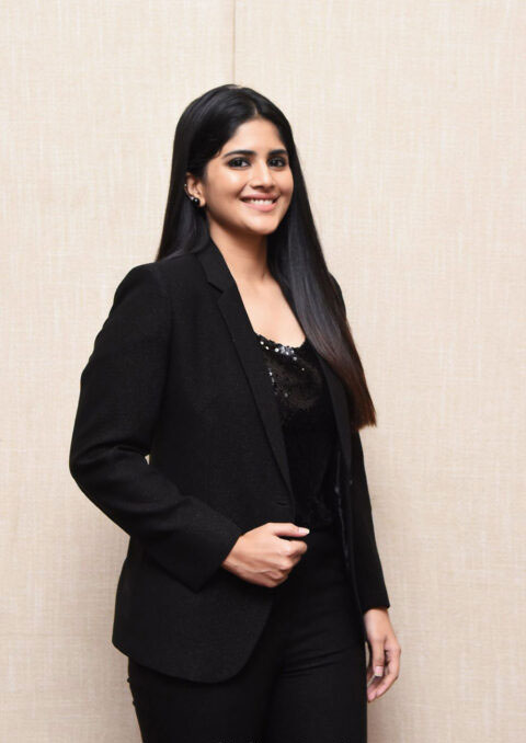 Megha Akash: Black Ensemble Glamour