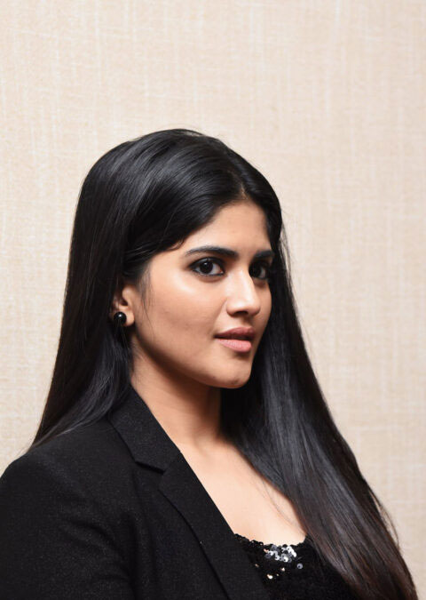 Megha Akash: Black Ensemble Glamour